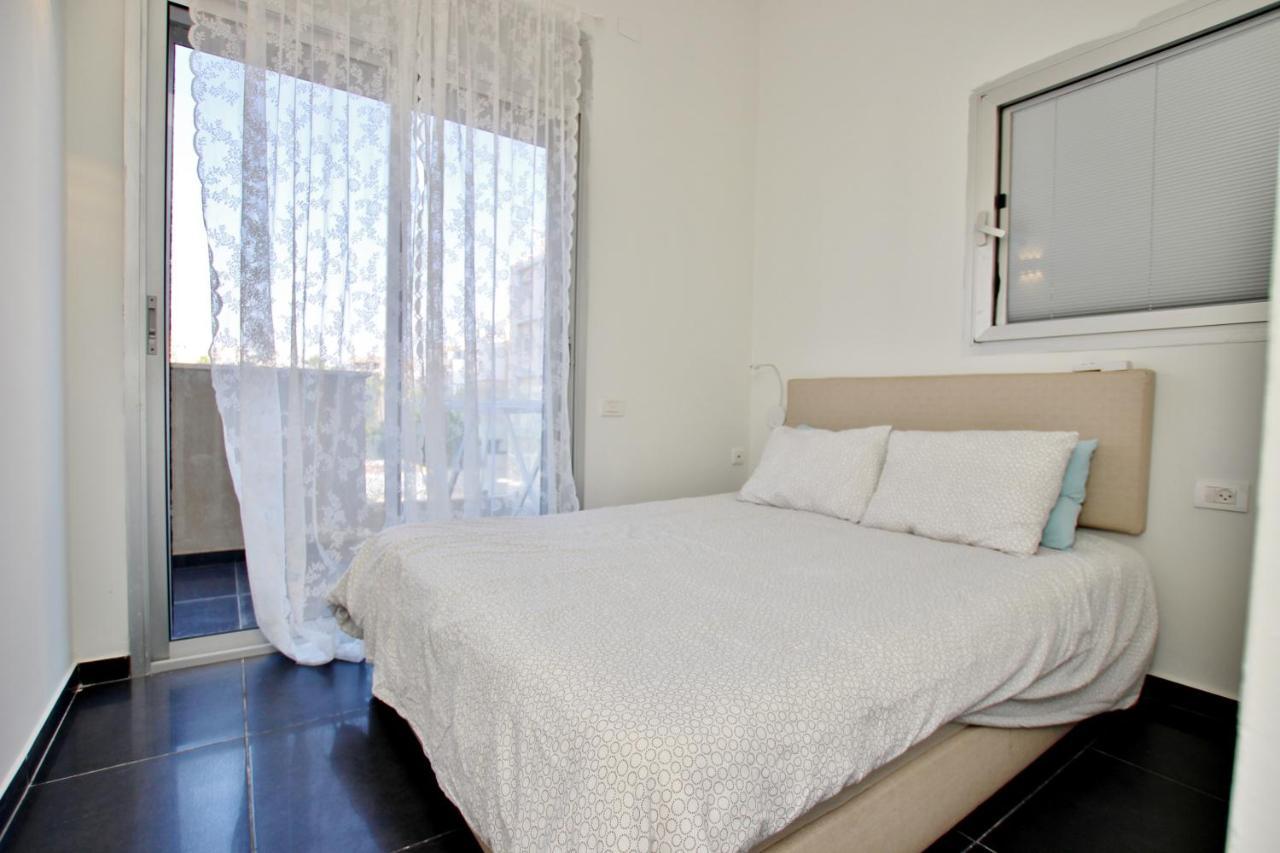 Vacation In Tlv Next To Hilton With Balcony * Tel Aviv